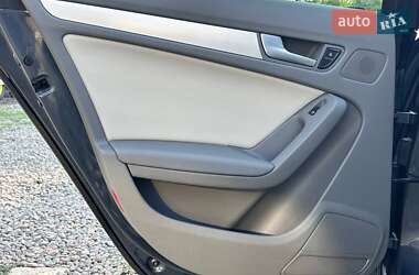 Седан Audi A4 2011 в 