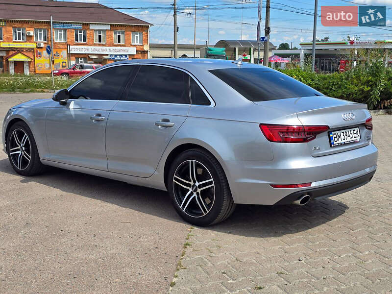 Седан Audi A4 2016 в Сумах