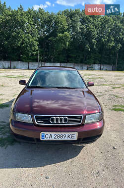 Седан Audi A4 1996 в 
