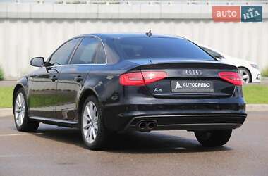 Седан Audi A4 2014 в 