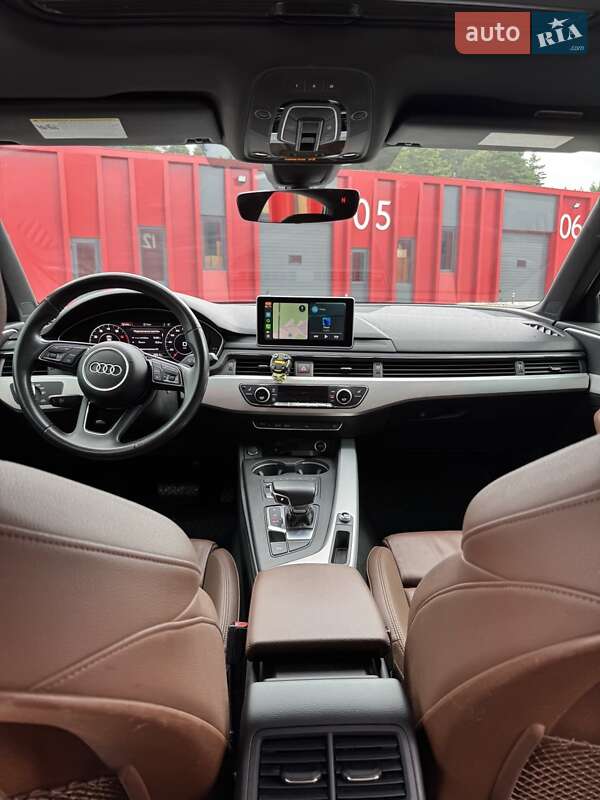 Седан Audi A4 2017 в Львове