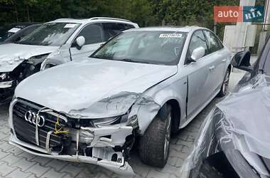 Седан Audi A4 2015 в 