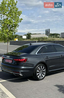 Седан Audi A4 2021 в 