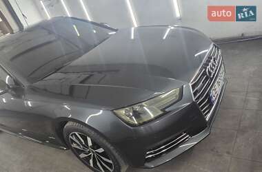 Седан Audi A4 2017 в 