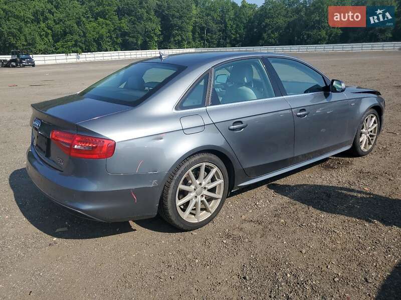 Седан Audi A4 2014 в Львові