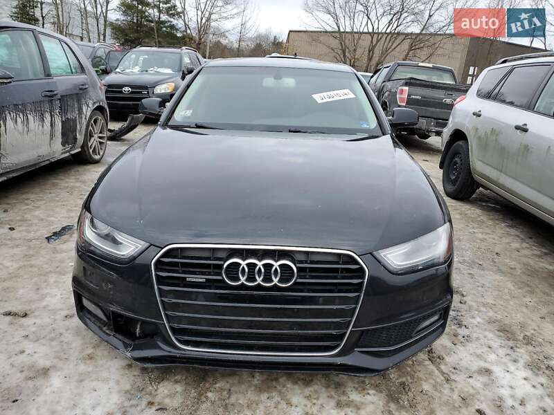 Седан Audi A4 2015 в Львове