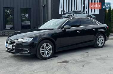 Седан Audi A4 2017 в 
