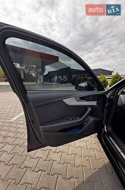 Седан Audi A4 2018 в 
