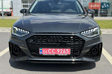 Седан Audi A4 2021 в 