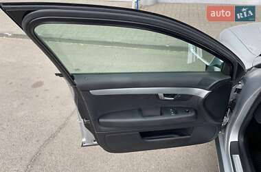 Седан Audi A4 2005 в 