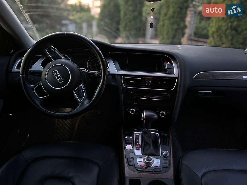Седан Audi A4 2014 в Тернополе