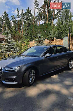 Седан Audi A4 2018 в 