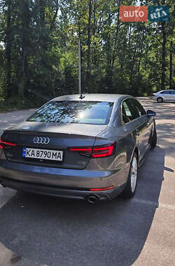Седан Audi A4 2018 в 