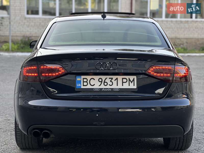 Седан Audi A4 2011 в 