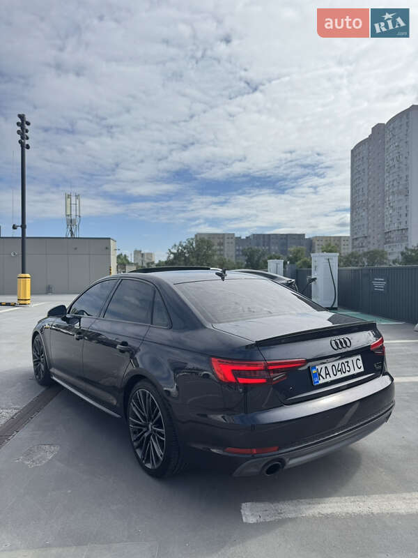 Седан Audi A4 2017 в Киеве