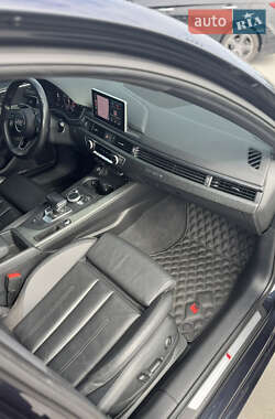 Седан Audi A4 2017 в 