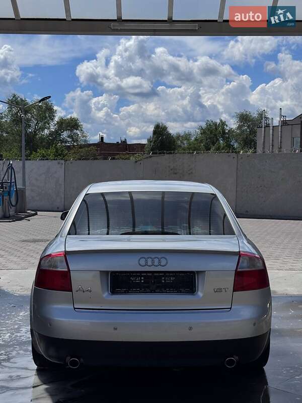 Седан Audi A4 2002 в Запорожье