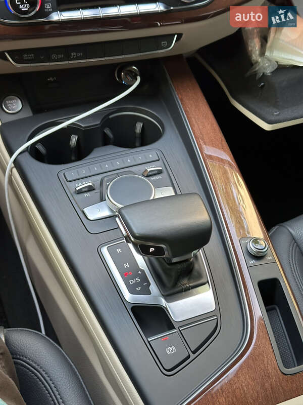 Седан Audi A4 2018 в Киеве фото 30 Седан Audi A4 2018 в Киеве