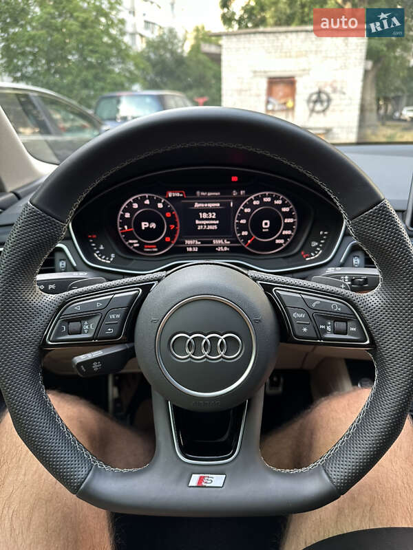 Седан Audi A4 2018 в Киеве фото 40 Седан Audi A4 2018 в Киеве