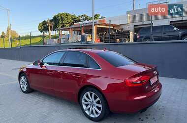 Седан Audi A4 2013 в 