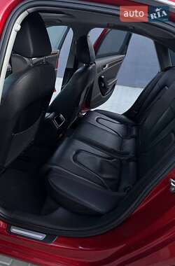 Седан Audi A4 2013 в 