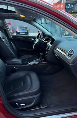 Седан Audi A4 2013 в 
