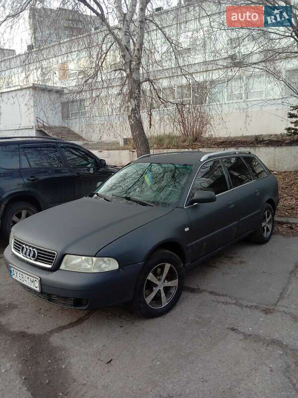 Универсал Audi A4 1999 в Харькове