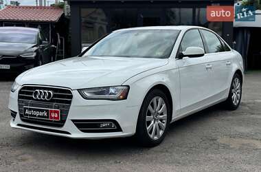 Седан Audi A4 2012 в Виннице