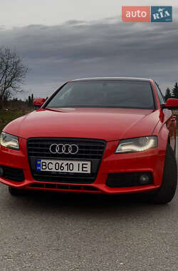 Седан Audi A4 2011 в Львові