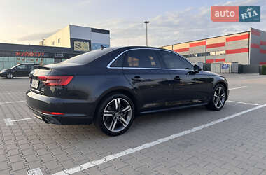 Седан Audi A4 2017 в 