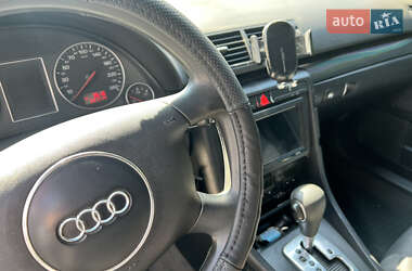 Седан Audi A4 2003 в 