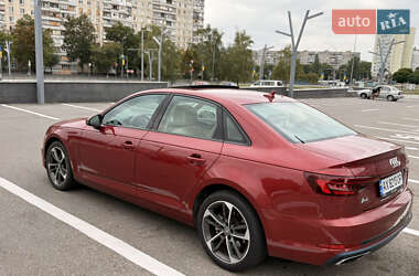 Седан Audi A4 2019 в 