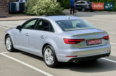 Седан Audi A4 2017 в 
