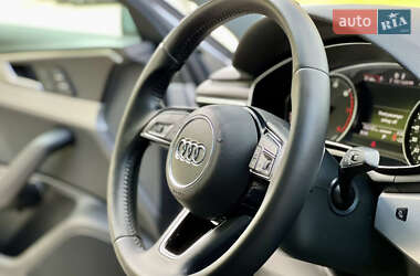Седан Audi A4 2017 в 