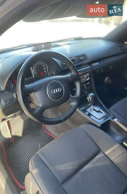 Седан Audi A4 2002 в 
