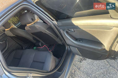 Седан Audi A4 2002 в 
