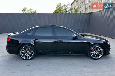Седан Audi A4 2017 в 