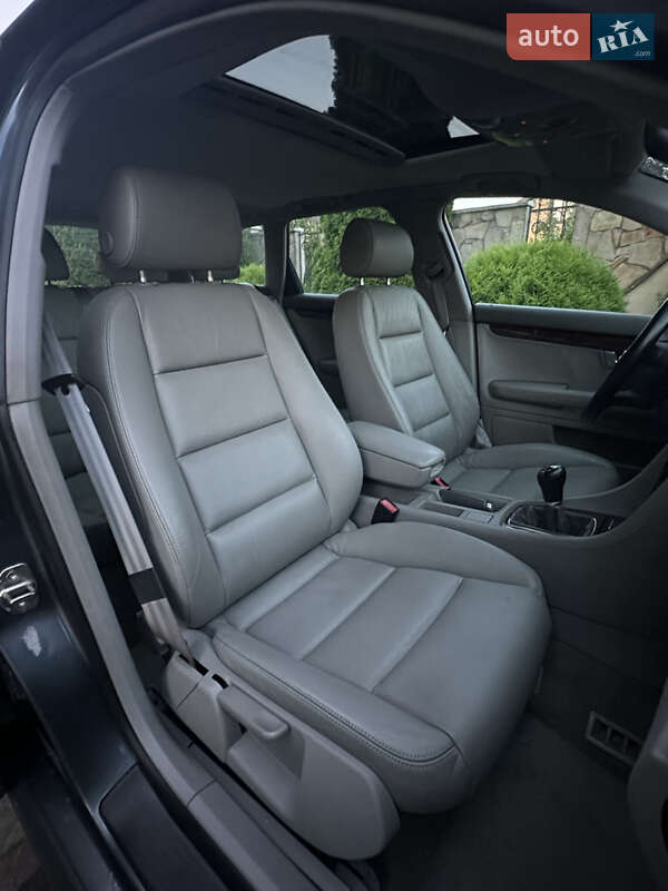 Универсал Audi A4 2003 в Сарнах