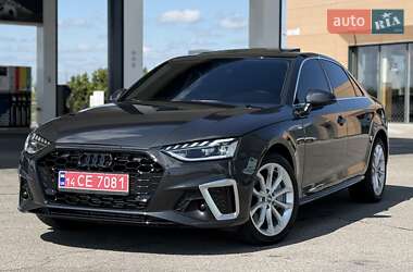 Седан Audi A4 2019 в 