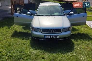 Седан Audi A4 1998 в 