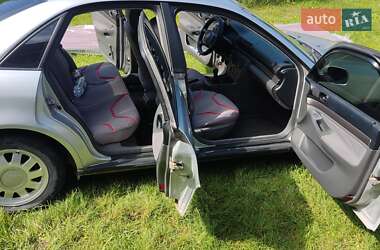 Седан Audi A4 1998 в 