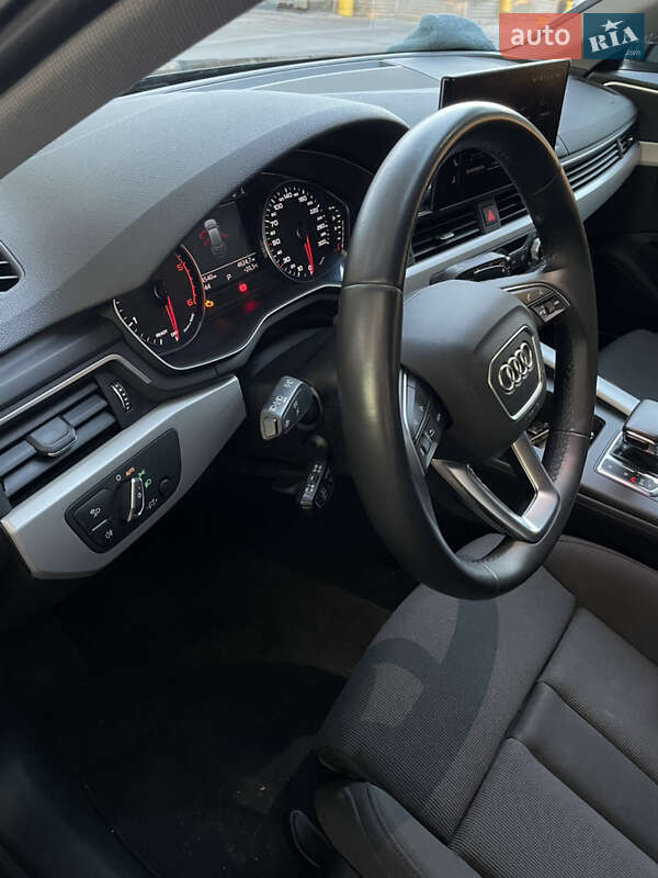 Универсал Audi A4 2022 в Павлограде