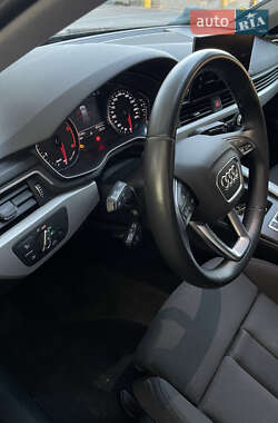 Универсал Audi A4 2022 в 