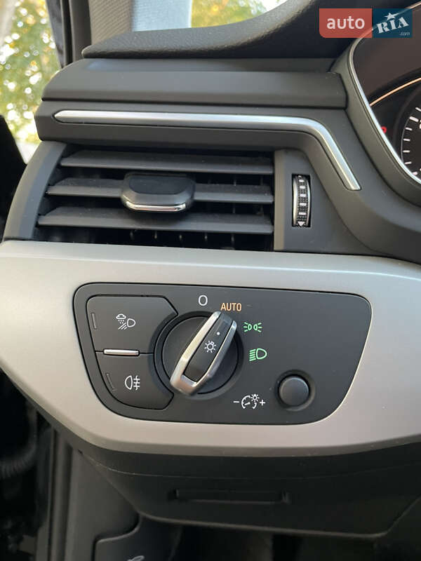 Универсал Audi A4 2022 в Павлограде