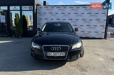 Седан Audi A4 2012 в Львове