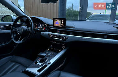 Седан Audi A4 2016 в 