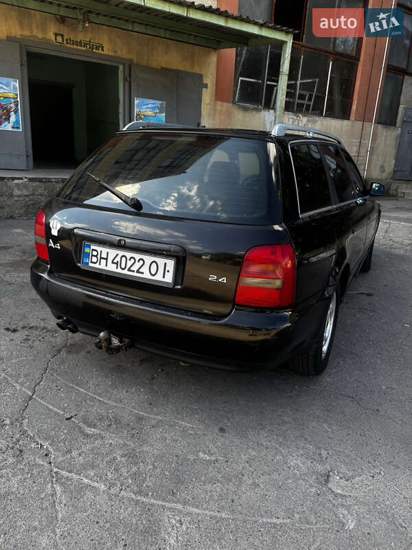 Универсал Audi A4 1998 в Одессе