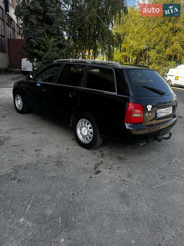 Универсал Audi A4 1998 в Одессе
