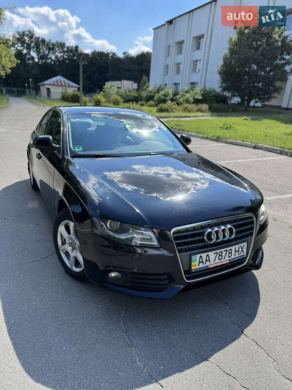 Седан Audi A4 2008 в Киеве