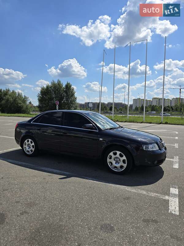 Седан Audi A4 2003 в Киеве